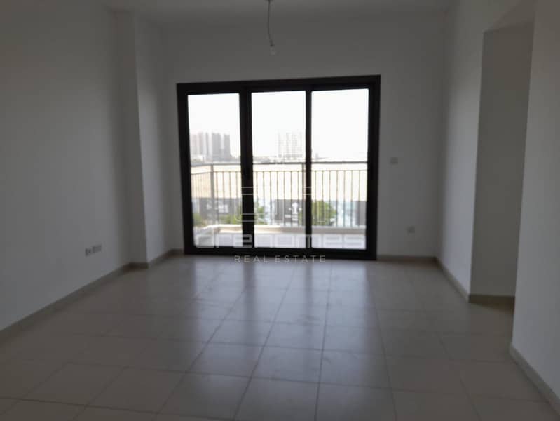 Middle Floor |Open View|Ready to move
