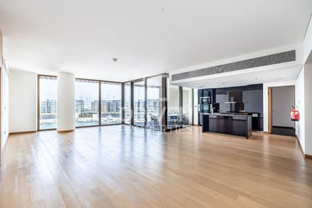 3 Bedroom Flat for Rent in Jumeirah, Dubai - Spacious High Floor Apt with Full Marina View