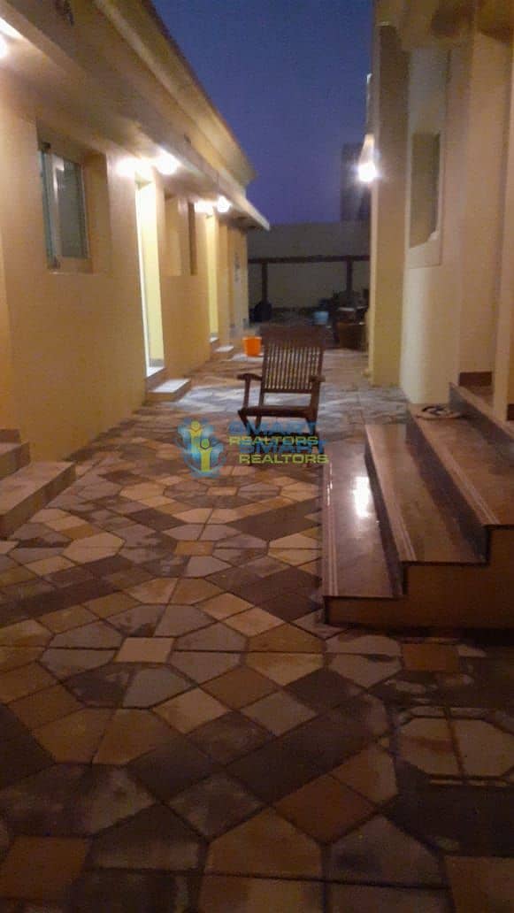 2 5 BR Independant Villa with Swimming pool in Umm Al Sheif