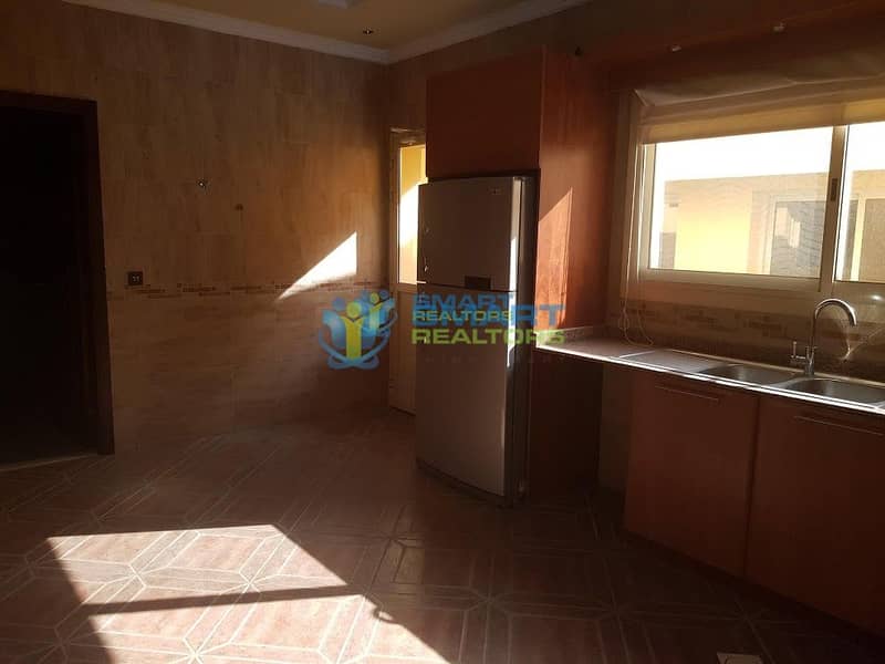 13 5 BR Independant Villa with Swimming pool in Umm Al Sheif