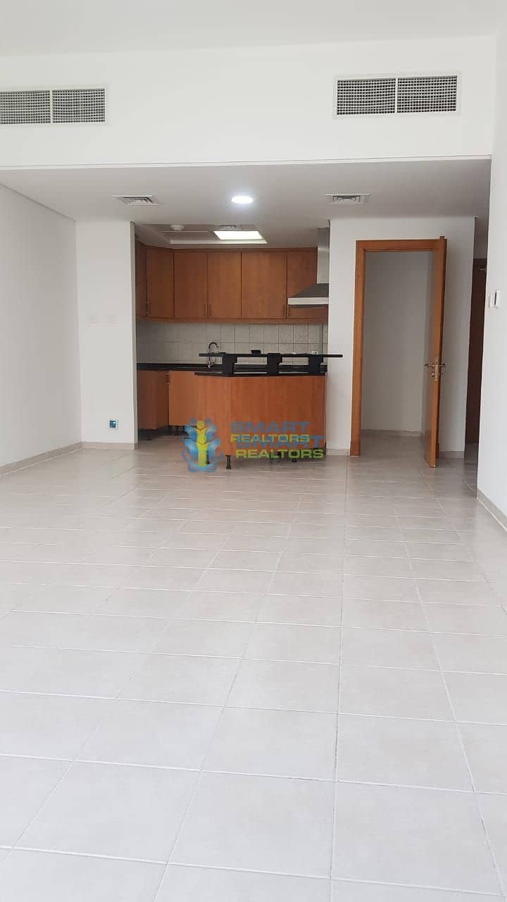 2 ||GENUINE DEAL|| 1-Bedroom Price-390K Street-4