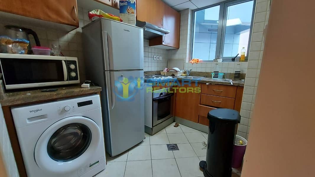 4 Chiller Free with Appliances One Bedroom | Next to Metro Station