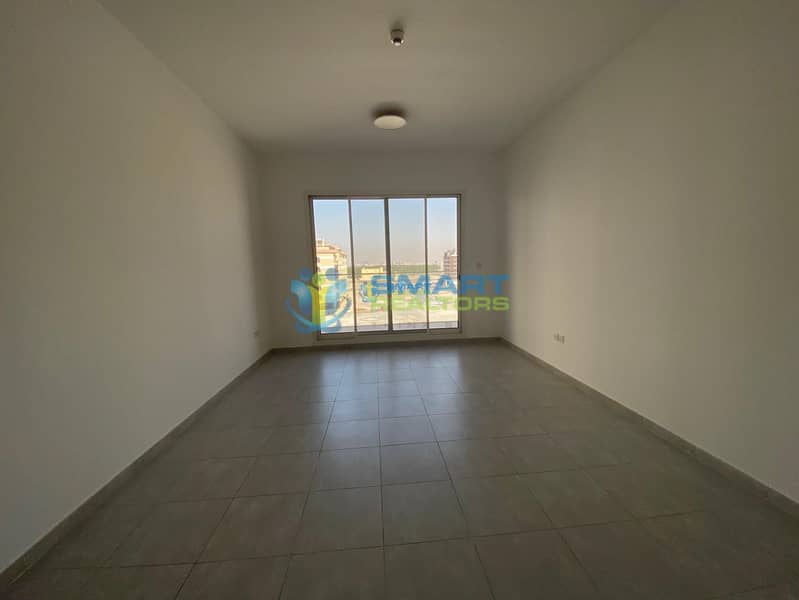 4 Large One Bedroom | Bright Apartment | Large Balcony