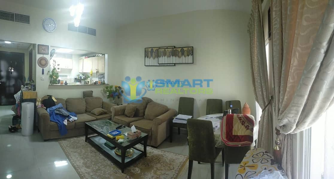 Spacious 1BR| FULLY UPGRADED| WITH BALCONY| VACANT