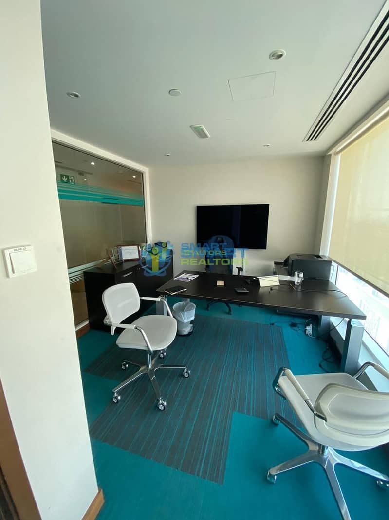 4 High Floor Amazing View Fully Fitted Office
