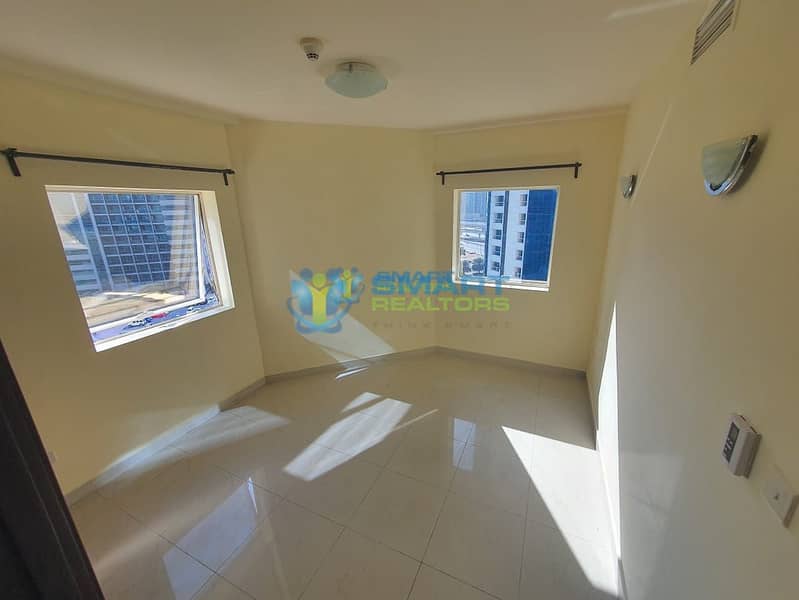 5 Studio w Balcony | 5 mins walk to DAMAC metro