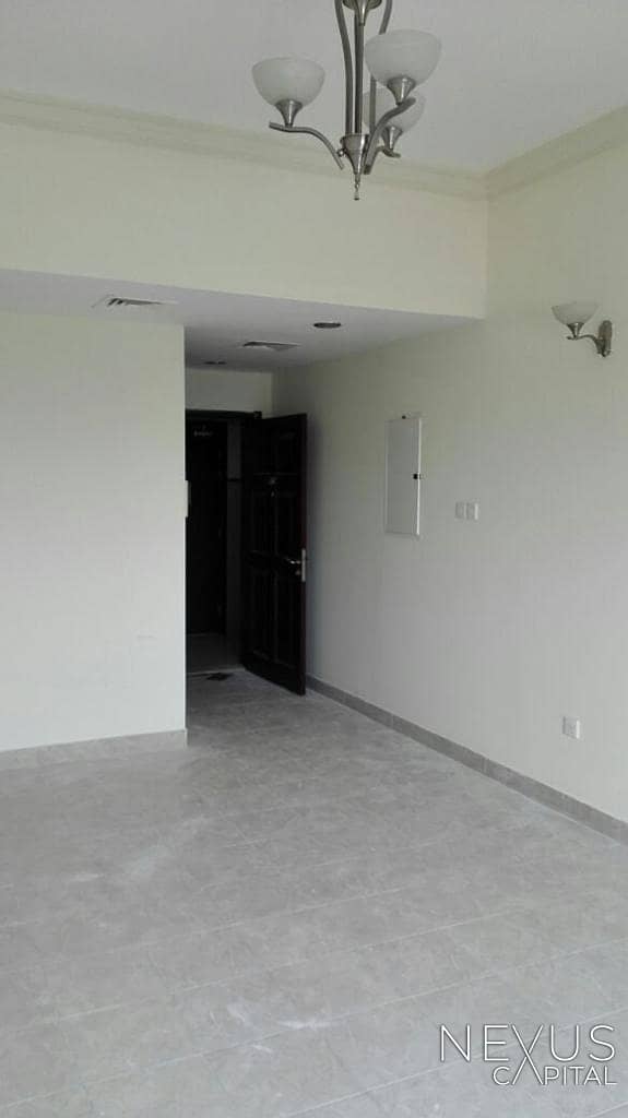 2 Spacious 1 BHK | Chiller Free | Closed Kitchen