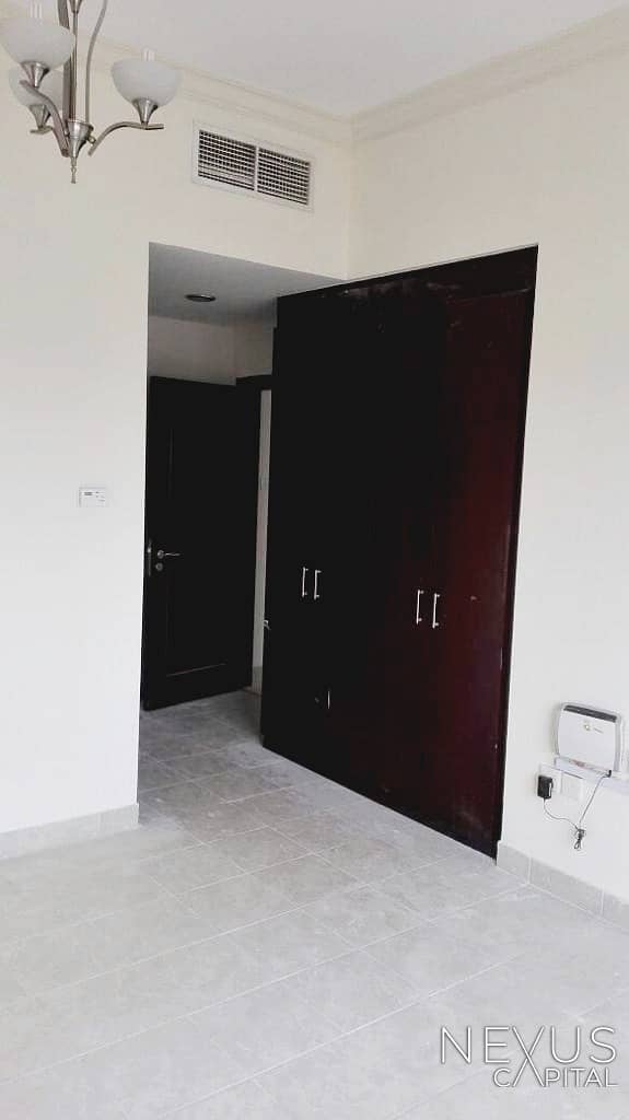 6 Spacious 1 BHK | Chiller Free | Closed Kitchen