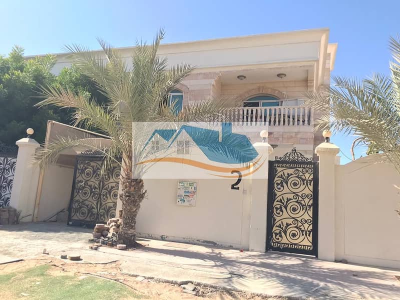 Villa for rent 5 bedrooms in Al Mowaihat, stone villa