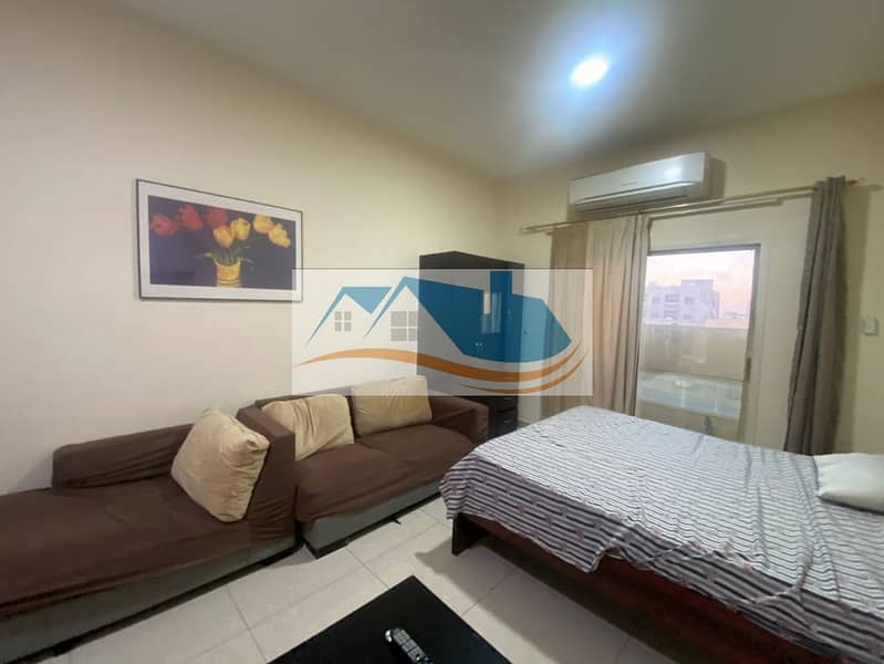 Furnished studio for monthly rent, including bills, with internet