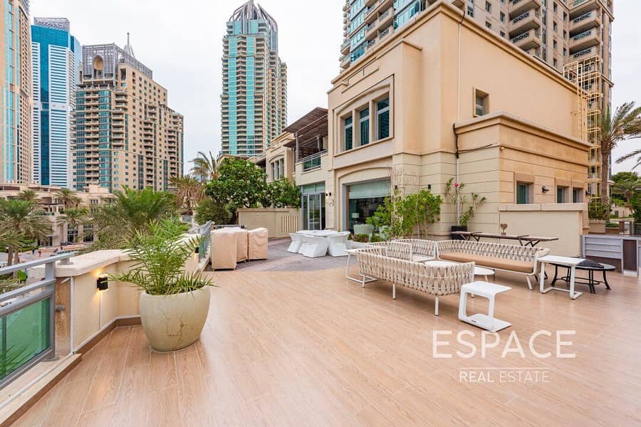 位于迪拜码头，迪拜滨海大厦（怡玛6号大厦），阿尔安巴尔大厦 3 卧室的别墅 750000 AED - 8097852