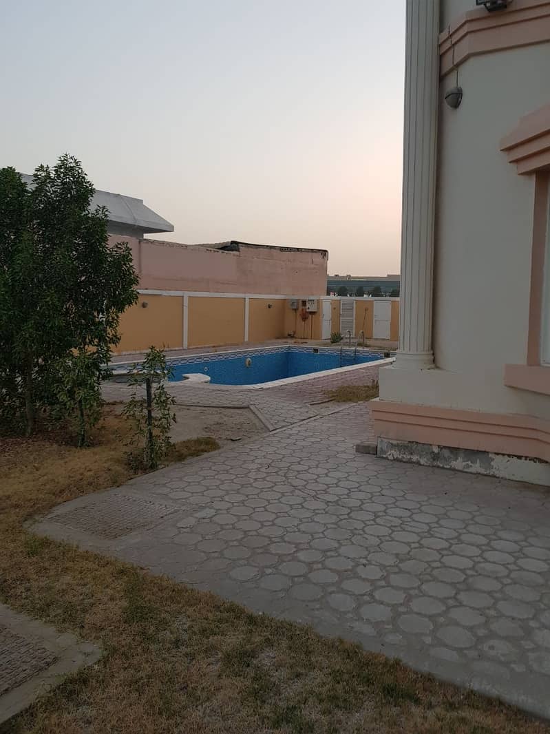 3 A very huge  5 Masters BR Villa available with beautiful garden located at Nadd Al Hammar