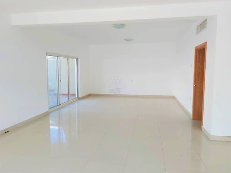 7 Spacious 4 Bedroom + Study Room | Jumeirah 1