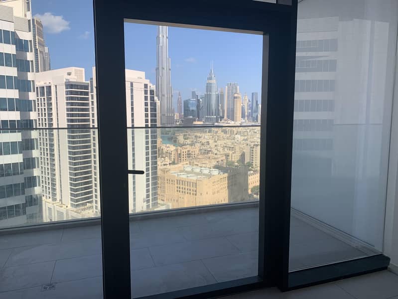 2 1 Month Free | Spacious Studio |Burj Khalifa View |Balcony