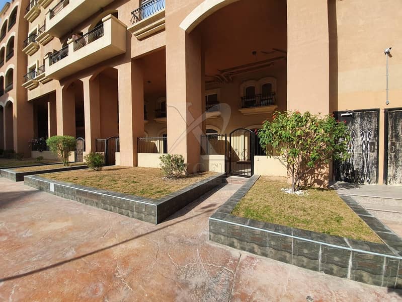 18 Huge 2BR with Maid's Room | Pool View | 2 Covered Parking Bays
