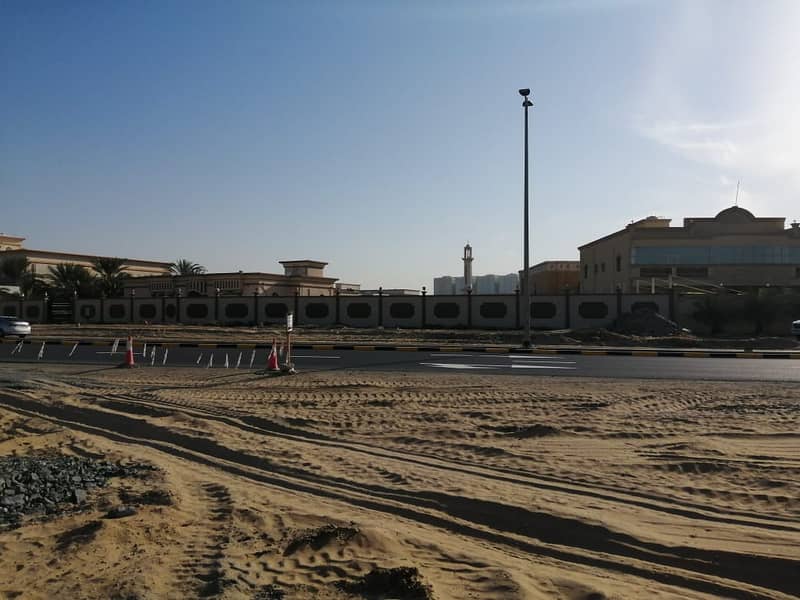 Residential land for sale in Ajman, GREAT LOCATION-near AJMAN COURT -FREE FEES