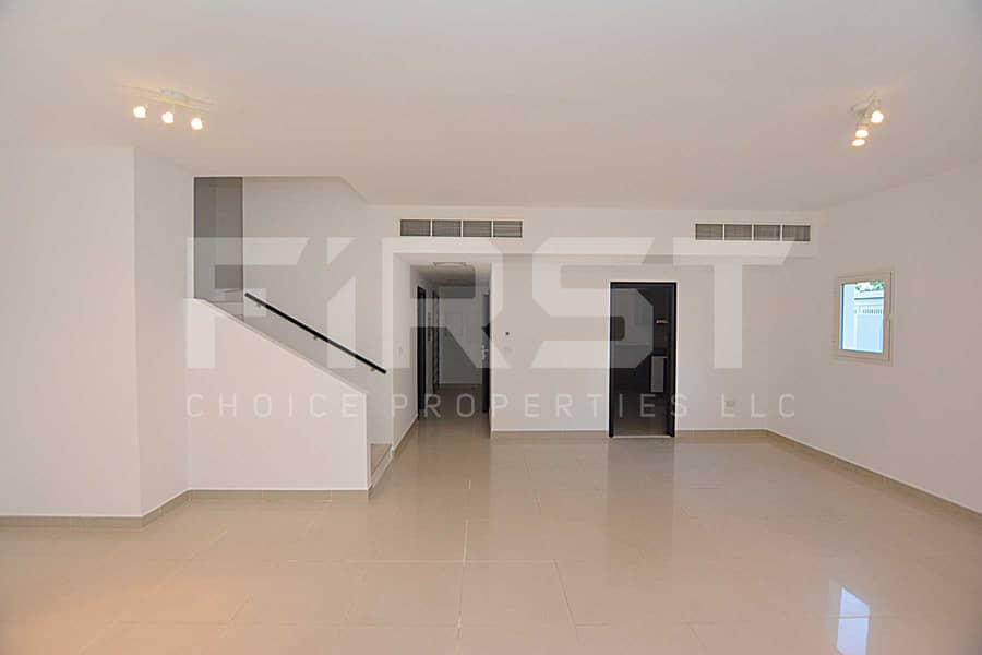 11 Internal Photo of 5 Bedroom Villa in Al Reef Villas 348.3 sq. m-3749 sq. ft-Abu Dhabi -UAE (49). jpg