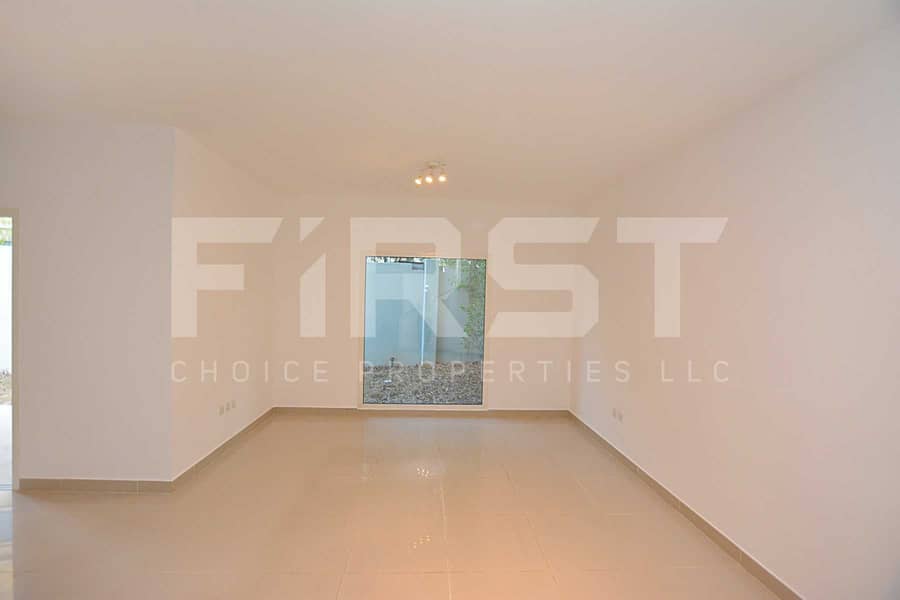 Internal Photo of 5 Bedroom Villa in Al Reef Villas 348.3 sq. m-3749 sq. ft-Abu Dhabi -UAE (47). jpg