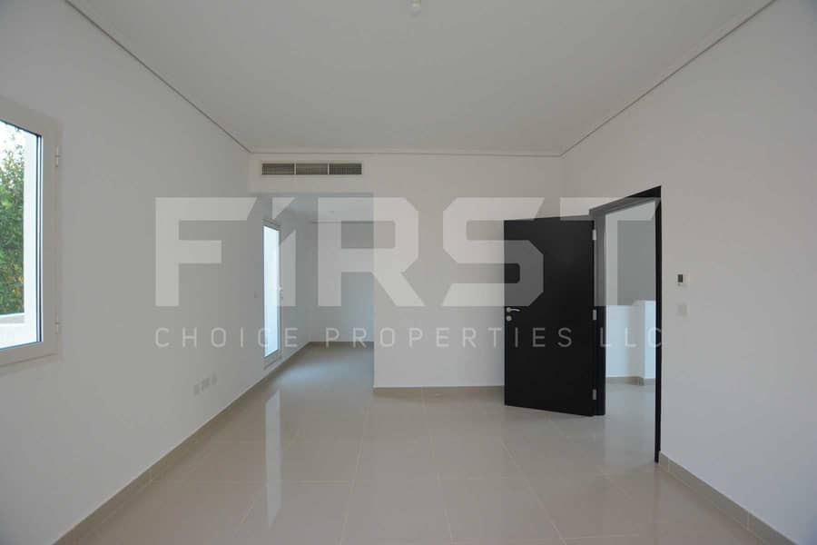 19 Internal Photo of 5 Bedroom Villa in Al Reef Villas 348.3 sq. m-3749 sq. ft-Abu Dhabi -UAE (62). jpg
