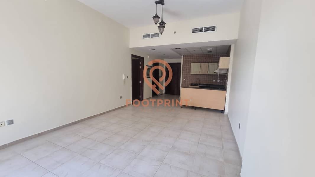 Chiller Free Un-Furnished 01 BHK For Rent Chiller Free Un-Furnished 01 BHK For Rent