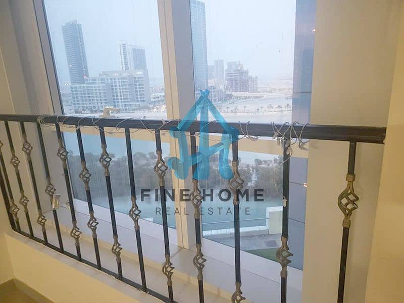 Flexible payment | Big studio| Great view I Move Now