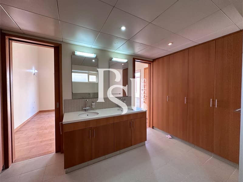 11 5-bedroom-abu-dhabi-al-raha (31). jpeg