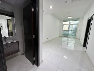 Chiller Free | Vacant | Closed Kitchen | Nice View | ROI 8%