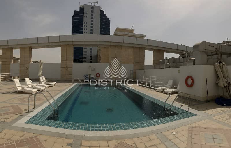 Studio Apartment with Parking in Dusit Thani