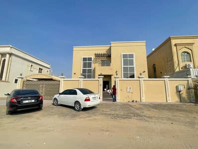 very spacious 5 bedroom villa for rent in al Rawda 1 Ajman    rent 90k
