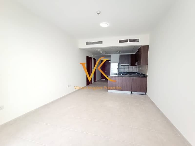 STUNNING 1BED II WELL MAINTAINED II READY TO MOVE STUNNING 1BED II WELL MAINTAINED II READY TO MOVE