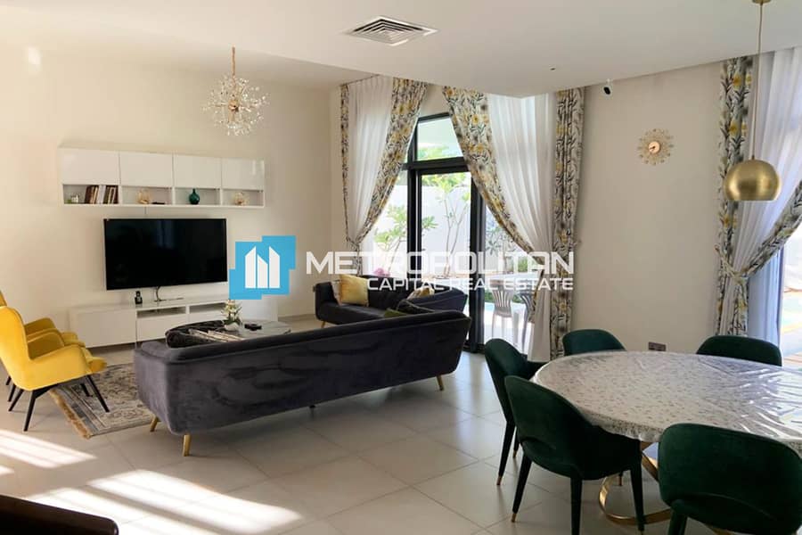 Hot Deal | Modified 5BR to 6BR And Landscaping Hot Deal | Modified 5BR to 6BR And Landscaping