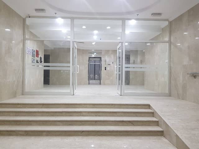 Cheapest Price 1 Bhk Hall Commercial Available for Rent in Tower 20k Local Owner Building CALL FAIZAN ALI