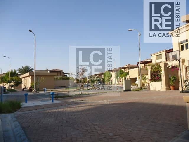 2 Very Good Location 4 BR Villa in Sidra!