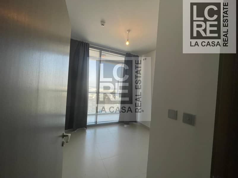 6 Modern and Cute 1BR with Balcony! Hot Price