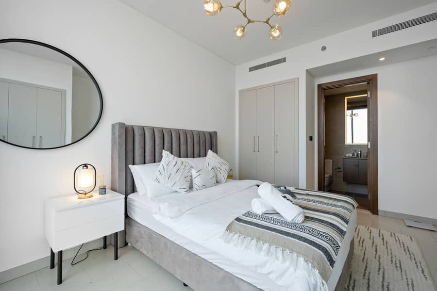 6 Bedroom Area