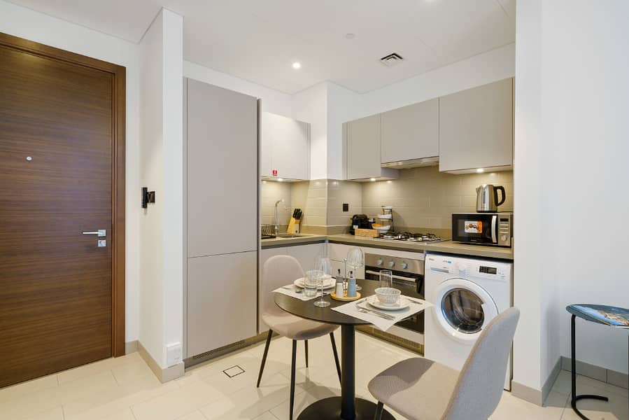 12 Kitchen Area