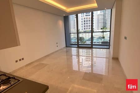 Studio for Sale in Business Bay, Dubai - Brand New - Vacant Studio - Pool and Canal View