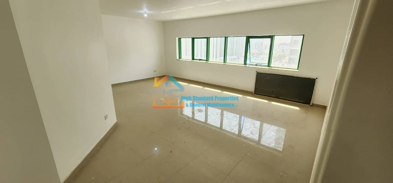 Sublime 2bhk with Spacious Hall and Maid Room