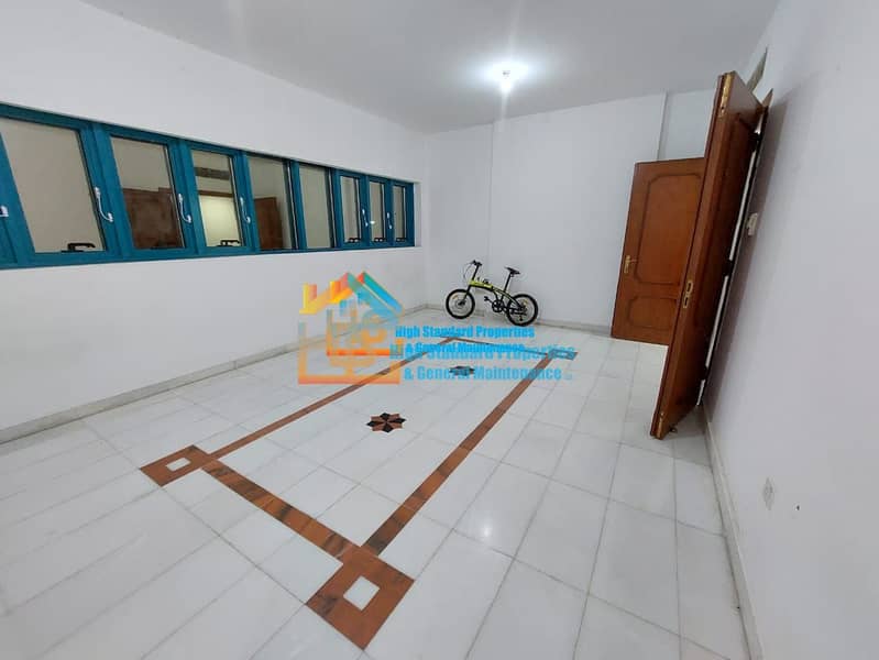 Elegant 3bhk with Spacious Saloon And Kitchen Elegant 3bhk with Spacious Saloon And Kitchen