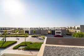 Corner Unit | Huge plot Opp to Pool | 4 Cheques