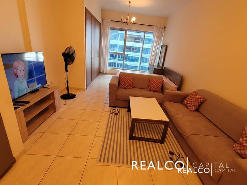 Spacious | Studio| Dubai land View | Skycourts