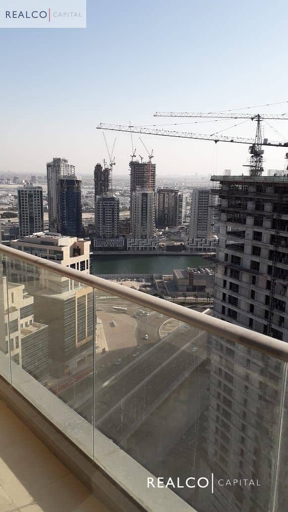 8 Full Burj View | Best layout |Big balcony , Nmber of chqs is flexible