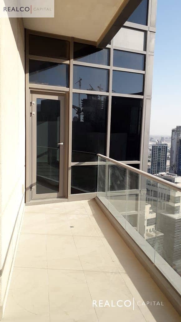 12 Full Burj View | Best layout |Big balcony , Nmber of chqs is flexible