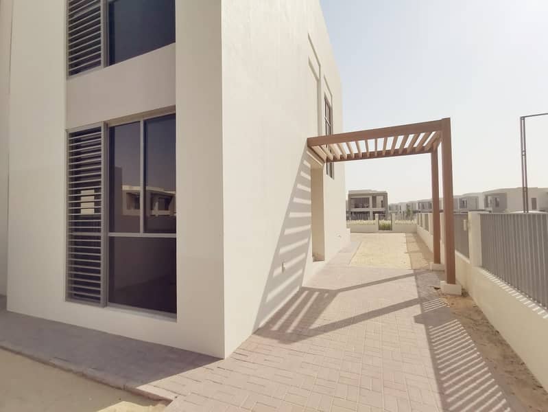 12 cheapest 5bed villa opt community corner