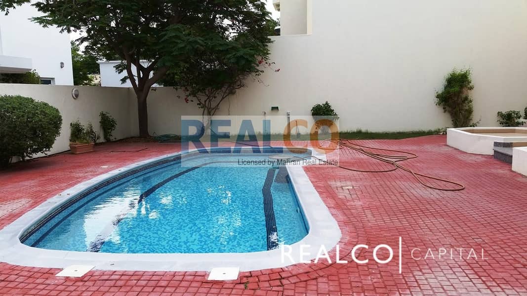 Pvt pool 5 br+m villa