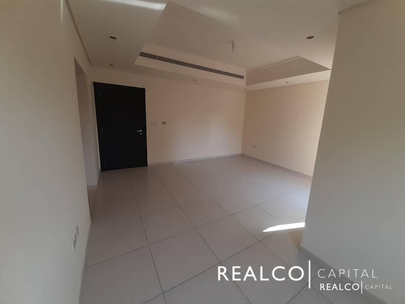 12 SPACIOUS 3BR+MAIDS VILLA IN FURJAN