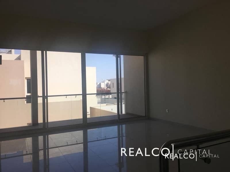 8 HUGE Veneto Townhouse Near Jebel Ali PALM