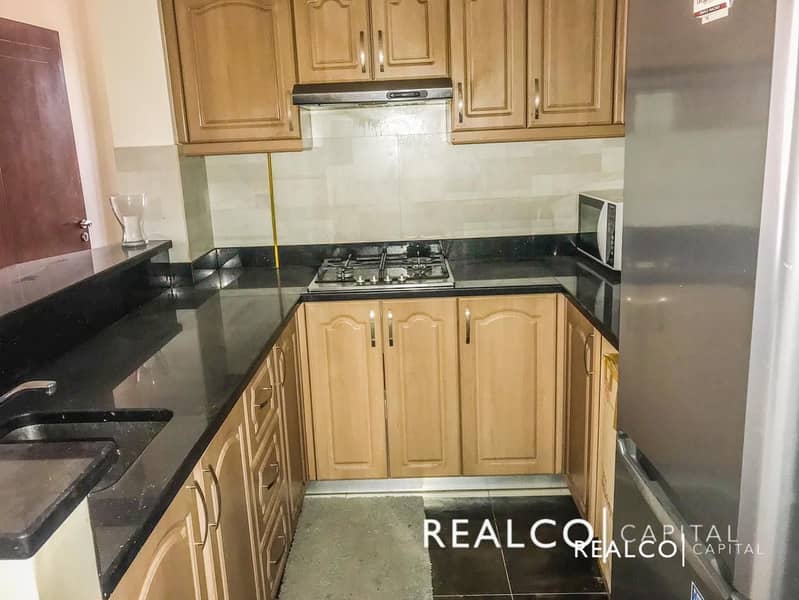 10 | SPECIOUS 2 BR APT | FULLY FURNISHED | HIGH FLOOR  |