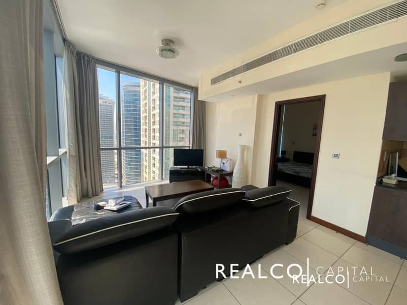 8 1 Bedroom |  Panoramic Lake View | Next to Metro