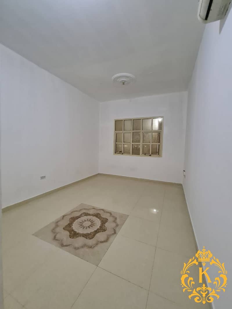 Квартира в Аль Шамха, 1 спальня, 30000 AED - 5068413